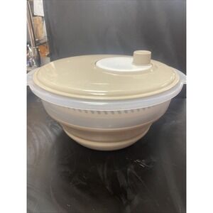 Salad Spinner TOKIG White And‎ Tan Bowl Salad Serving Bowl Strainer